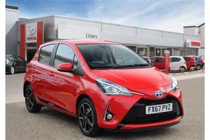 Toyota Yaris 1.5 Hybrid Design 5dr CVT (Pan Roof) Auto