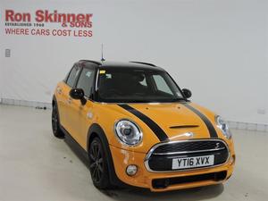 Mini Hatch 2.0 COOPER S 5d 189 BHP with CHILI Pack + Cruise