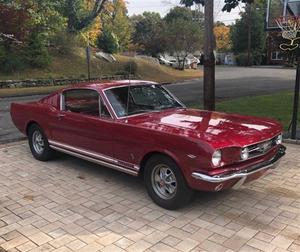 Ford Mustang Fastback 289 Automatic