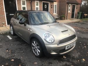 Mini Cooper s  in Horley | Friday-Ad