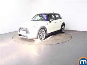 Mini Hatch 2.0 Cooper S Seven 5dr [Chili/Media Pack XL]