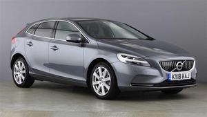 Volvo V40 Winter Pack, Volvo On Call with App, Tinted Rear