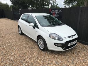 Fiat Punto Evo  in Leatherhead | Friday-Ad