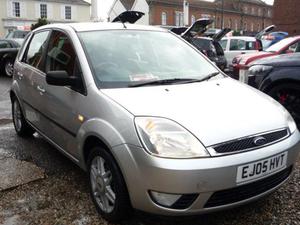 Ford Fiesta 1.4 Ghia 5dr, LEATHER, A / C, PART EXCHANGE