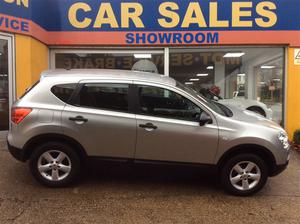 Nissan Qashqai 1.6 Visia With Only  Miles