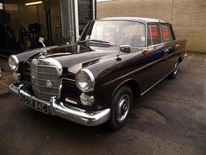 Mercedes-Benz 190 FINTAIL ****JUST  MILES****