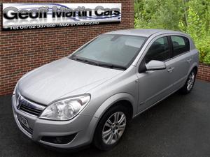 Vauxhall Astra 1.6i 16V Design [dr