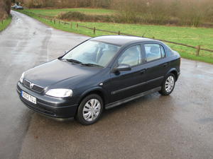 VAUXHALL ASTRA 1.4 LS 5 DR  ONLY  MILES in