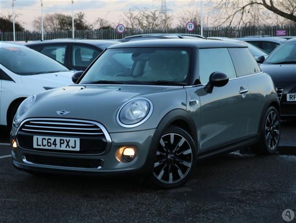 Mini Hatch Cooper 1.5D 3dr Chili Pack Leather 18in Alloy