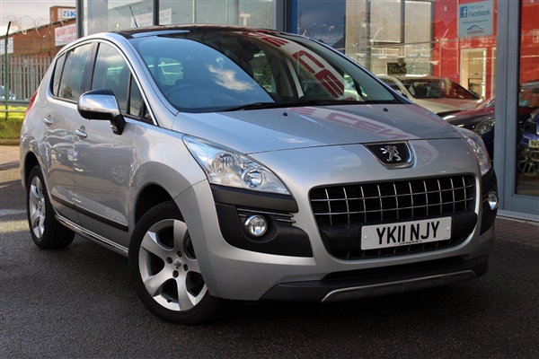 Peugeot  HDi Exclusive - HUD, PAN ROOF, 17 ALLOYS &