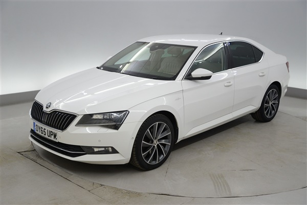 Skoda Superb 2.0 TDI CR Laurin + Klement 5dr - ADAPTIVE