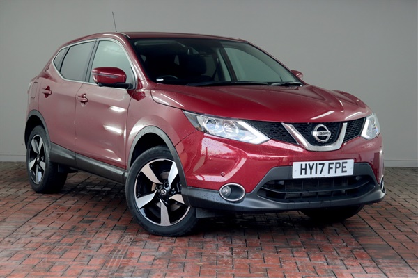 Nissan Qashqai 1.2 DiG-T N-Connecta [Reverse Camera, Sat