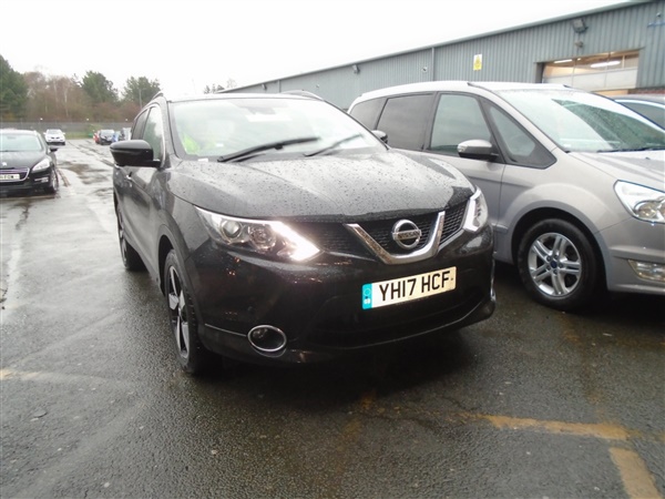 Nissan Qashqai 1.5 dCi N-Vision [Pan Roof, Heated Seats] 5dr