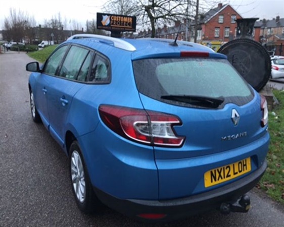 Renault Megane 1.6 DYNAMIQUE TOMTOM ENERGY DCI S/S 5d 130