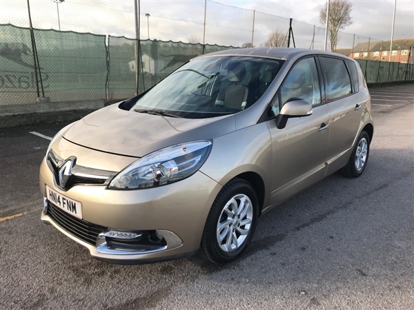 Renault Scenic 1.5 TD Dynamique EDC Auto 5dr (Tom Tom)