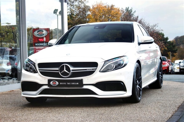 Mercedes-Benz C Class 4.0 C63 AMG (Premium) Speedshift MCT