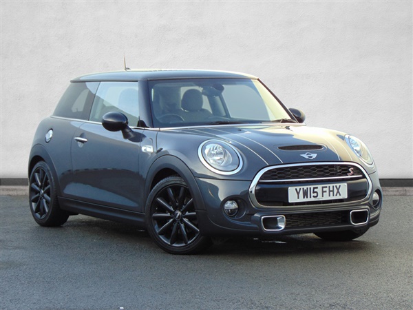 Mini Hatch 2.0 Cooper S D 3dr [Chili/Media Pack XL]