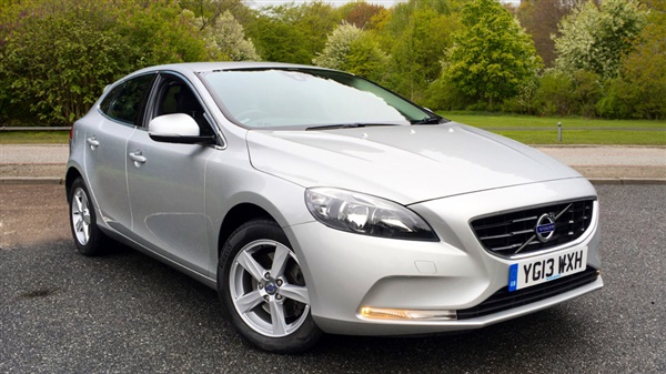 Volvo V40 Thp Petrol SE Hatchback M