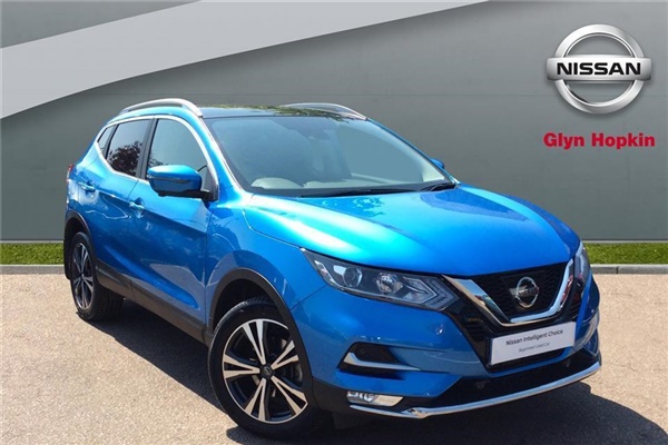 Nissan Qashqai 1.3 DiG-T N-Connecta [Glass Roof Pack] 5dr