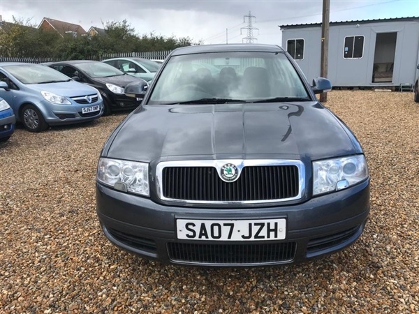 Skoda Superb 1.9 TDI PD Classic 4dr