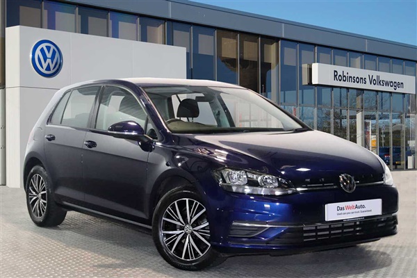 Volkswagen Golf MK7 Facelift 1.0 TSI SE Nav 110PS 5D