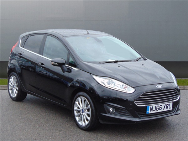 Ford Fiesta 1.5 TDCi Titanium X Navigation 5dr