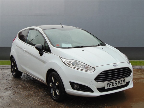 Ford Fiesta  Zetec White 3dr