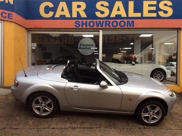 Mazda MX-5 1.8 Roadster With Power Hard Top Low Mileage