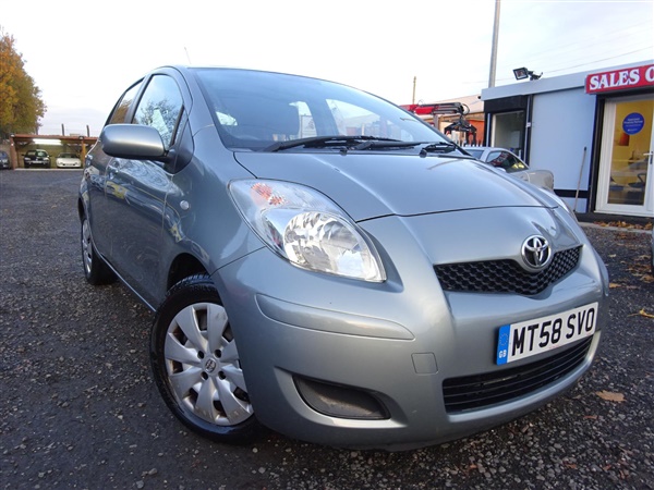 Toyota Yaris 1.33 VVT-i TR [6]~ JUST  MILES~ONE OWNER!