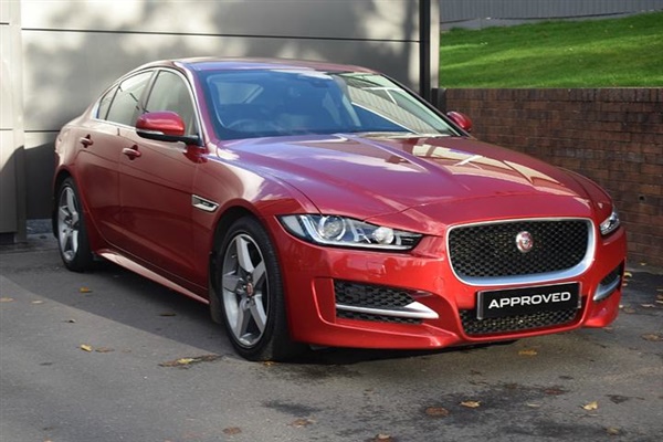 Jaguar XE ) R-Sport 4dr Auto