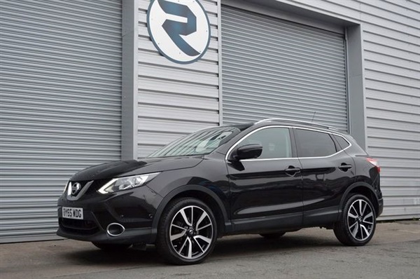 Nissan Qashqai 1.6 DCI TEKNA XTRONIC 5d AUTO