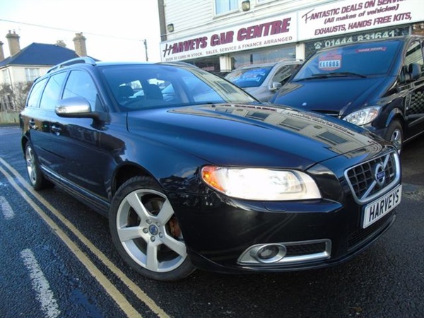 Volvo V D3 R-DESIGN 5d AUTO 161 BHP