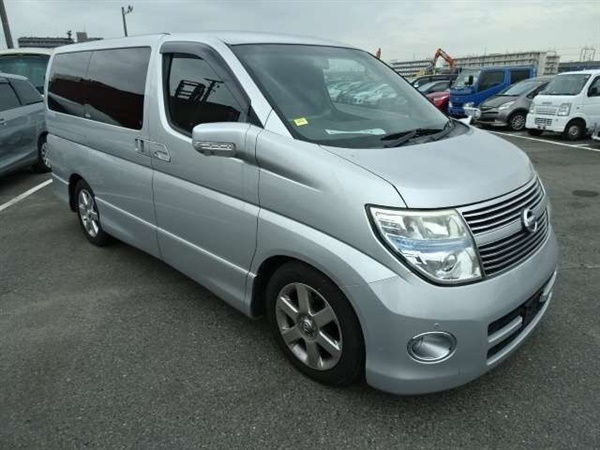 Nissan Elgrand 3.5 HIGHWAY STAR, EXECUTIVE LUX