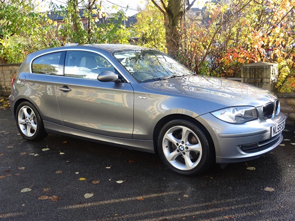 BMW 1 Series 118i SE 3dr Step Auto ++ONE OWNER+FULL BMW