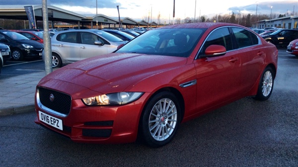 Jaguar XE 2.0d Prestige [Cold Climate Pack]