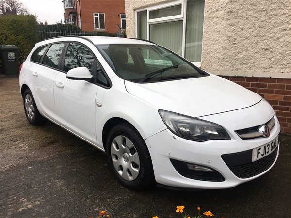 Vauxhall Astra 1.7 CDTi 16V ecoFLEX 130 Exclusiv 5dr [SS]