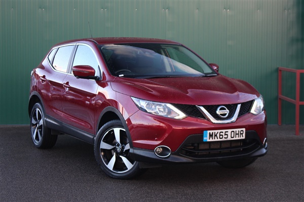 Nissan Qashqai 1.2 DiG-T N-Tec [Sat Nav, Reverse Camera] 5dr