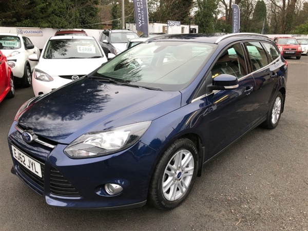 Ford Focus  Titanium 5dr Powershift Auto