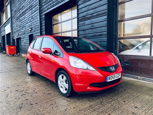 Honda Jazz 1.4 ES-T Hatchback 5dr Petrol Manual (128 g/km,