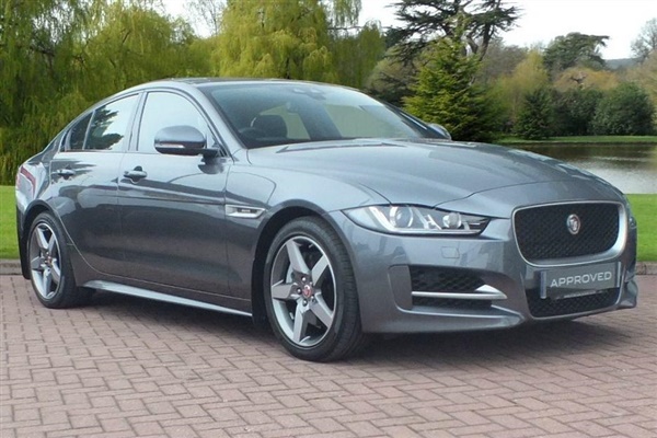 Jaguar XE 2.0 i4 Petrol (250PS) R-Sport Auto