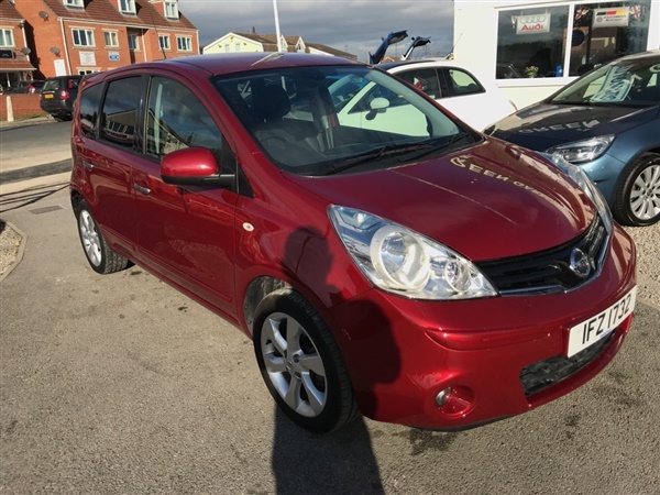 Nissan Note v Tekna 5dr