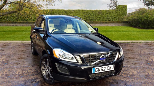 Volvo XC60 D4 SE LUX, SUNROOF, FRONT AND REAR PARK ASSIST,