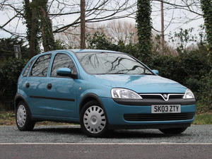 Vauxhall Corsa 1.0L , drives fantastically with 44k