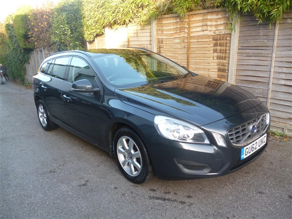 Volvo V60 D4 ES ONLY  MILES FROM NEW Auto