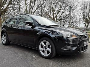 Ford Focus  Zetec 100, Manual, 5 Door, FSH, MOT Jan