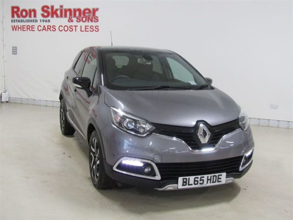 Renault Captur 1.5 DYNAMIQUE S NAV DCI 5d 90 BHP with Black