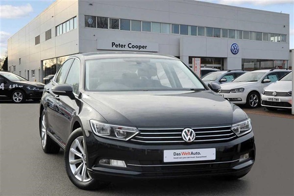 Volkswagen Passat 1.6 TDI SE 120PS DSG Auto