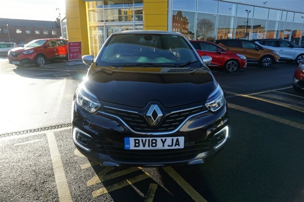 Renault Captur 1.2 TCe ENERGY Signature S Nav SUV 5dr Petrol