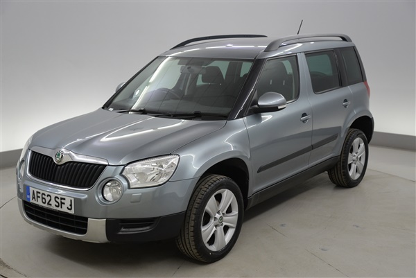 Skoda Yeti 2.0 TDI CR SE 5dr - 17IN ALLOYS - PARKING SENSORS