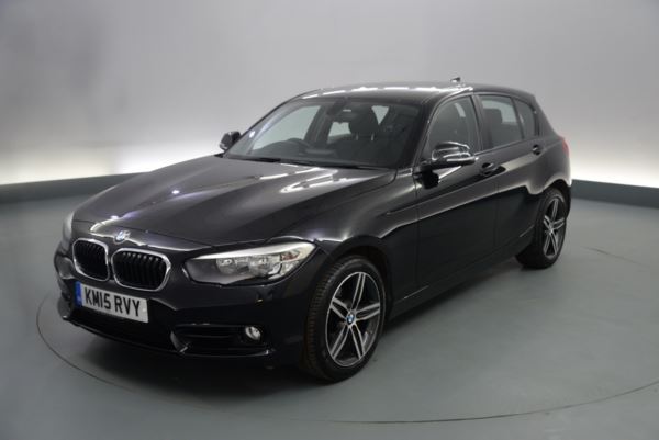 BMW 1 Series 118d Sport 5dr - BLACK PANEL DISPLAY - 17IN